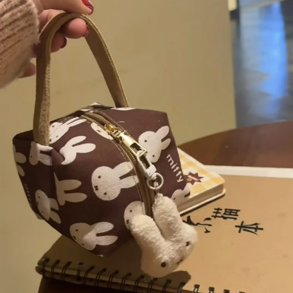 Beauty Preservation Makeup Bag - กระเป๋าเครื่องสำอางผ้าแคนวาสพิมพ์ลายบราวน์ มิฟฟี่ ทรงสี่เหลี่ยม กระเป๋าเก็บเครื่องสำอางแบบพกพา น่ารัก ลายการ์ตูน