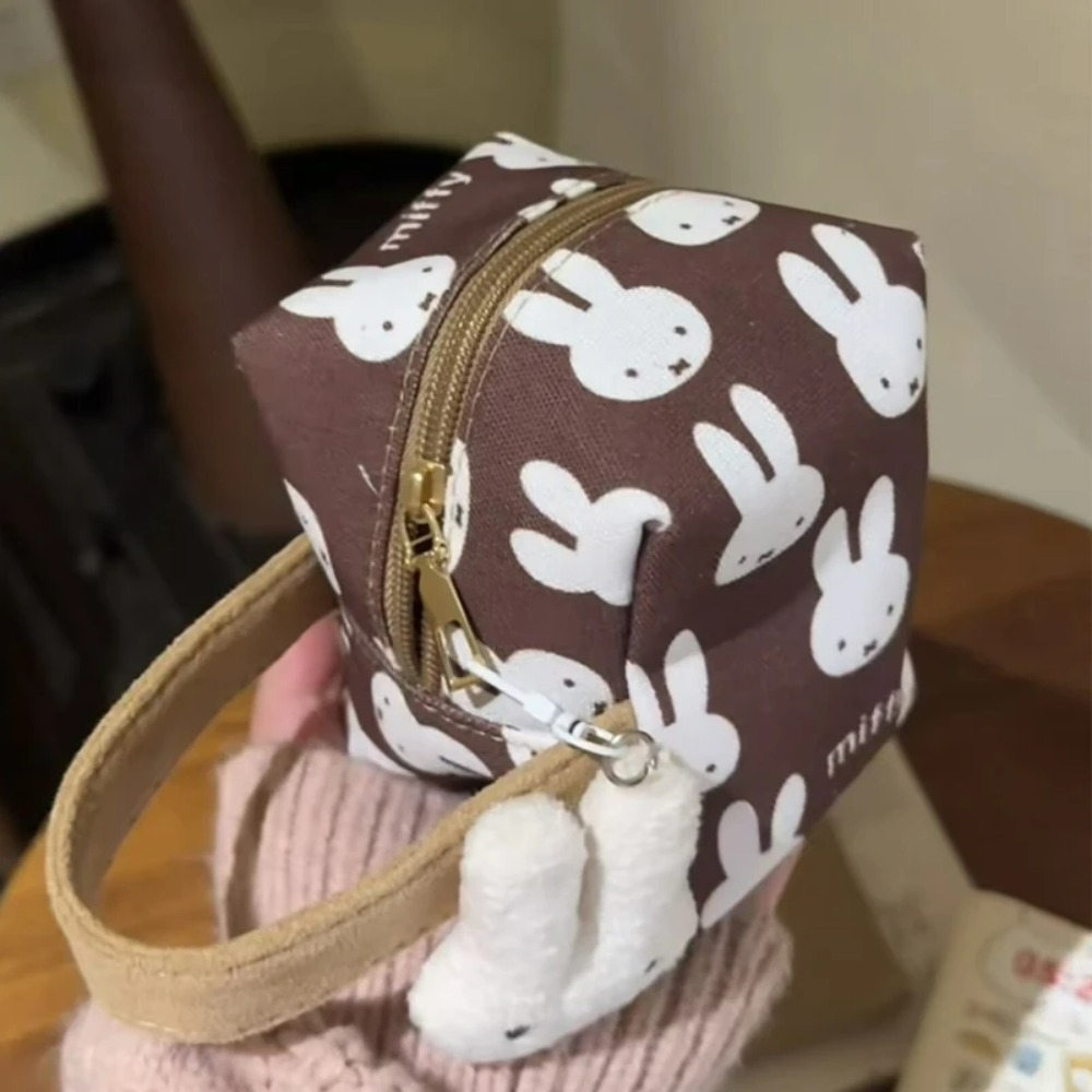 กระเป๋าเครื่องสำอางผ้าแคนวาสพิ - Beauty Preservation Makeup Bag บทวิจารณ์และราคา