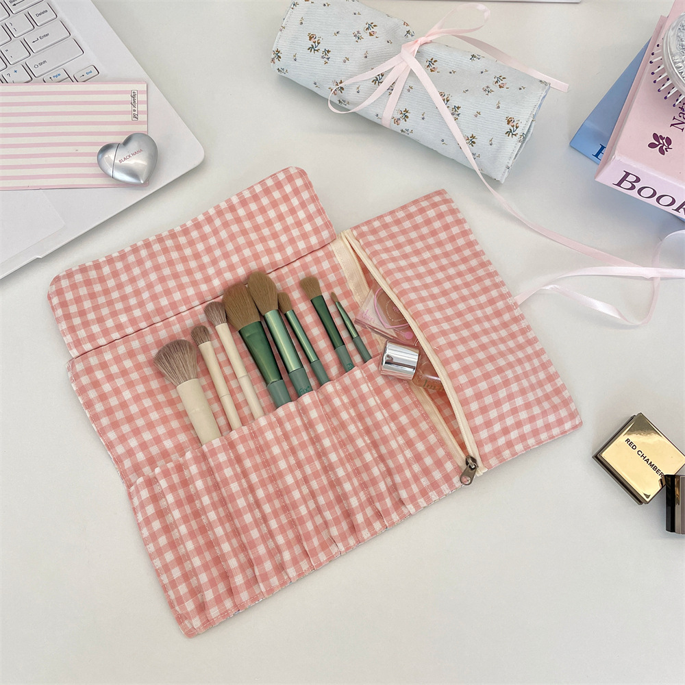 กระเป๋าเก็บแปรงแต่งหน้าลายดอกไ - Beauty Preservation Makeup Bag บทวิจารณ์และราคา