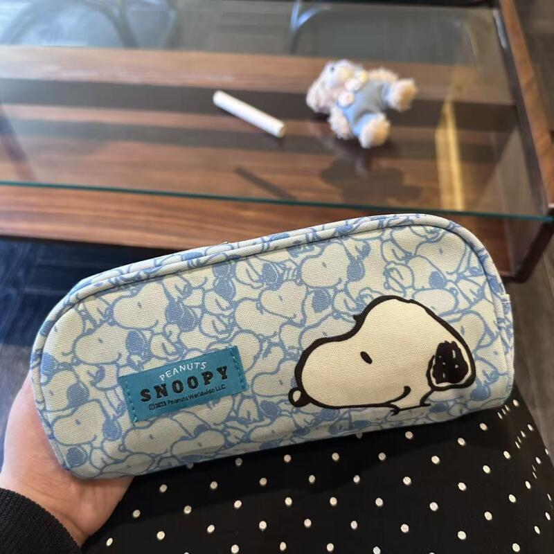 กระเป๋าดินสอซนูปปี้ลายการ์ตูนส - Beauty Preservation Makeup Bag บทวิจารณ์และราคา
